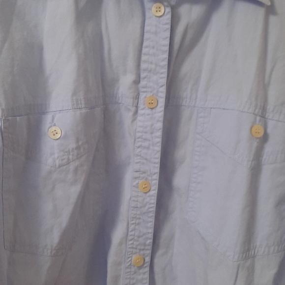 Button down top - Picture 5 of 6